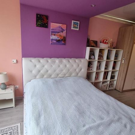 Cozy Retreat In Quiet Location Apartment Chisinau Exterior photo